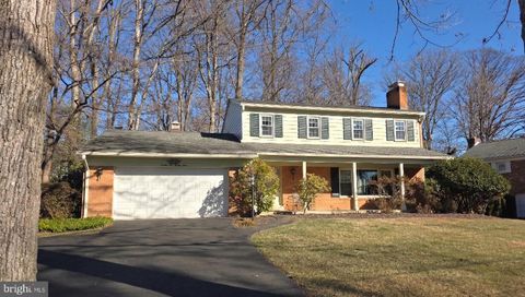 8624 REDWOOD DRIVE VIENNA VA 22180