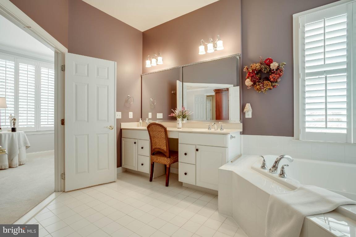 REGENCY AT DOMINION VALLEY - Residential