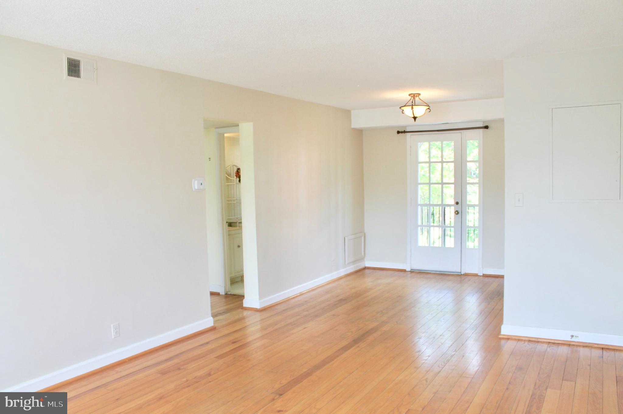 2928 S BUCHANAN STREET B1