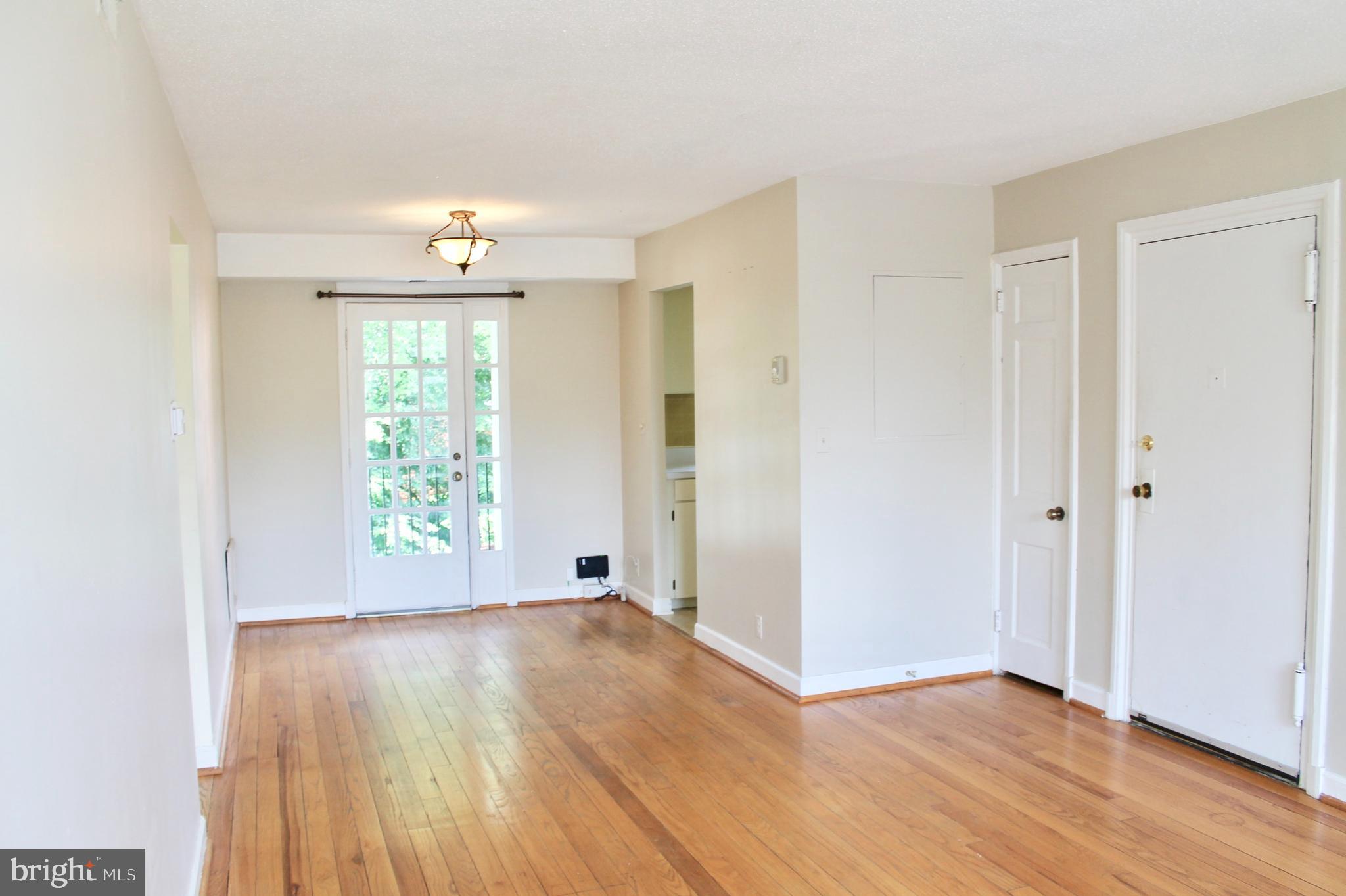 2928 S BUCHANAN STREET B1