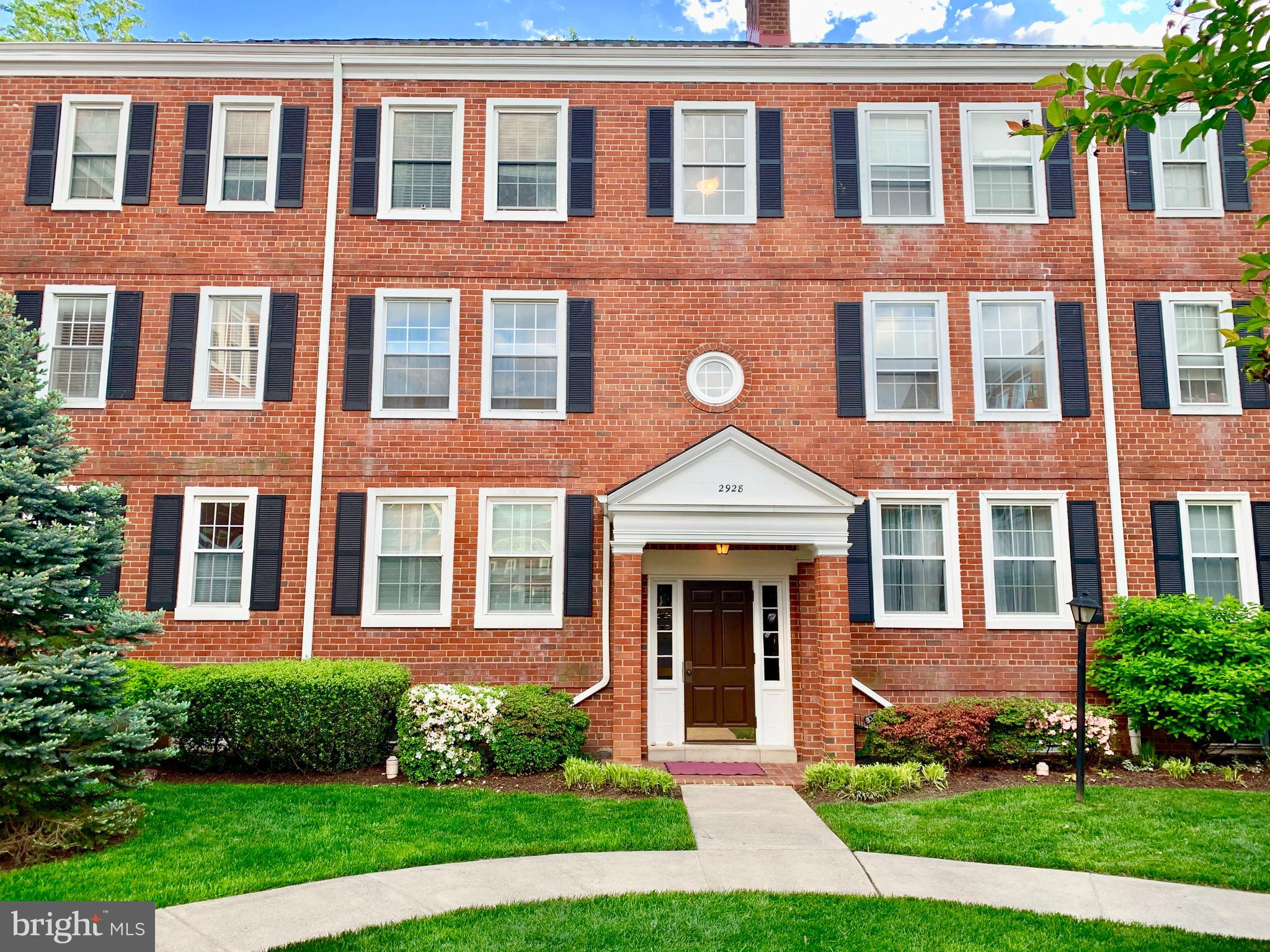 2928 S BUCHANAN STREET B1