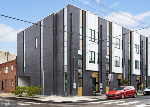 Photo of 1638 S 2nd Street, PHILADELPHIA, PA 19148 (MLS # PAPH2523864)