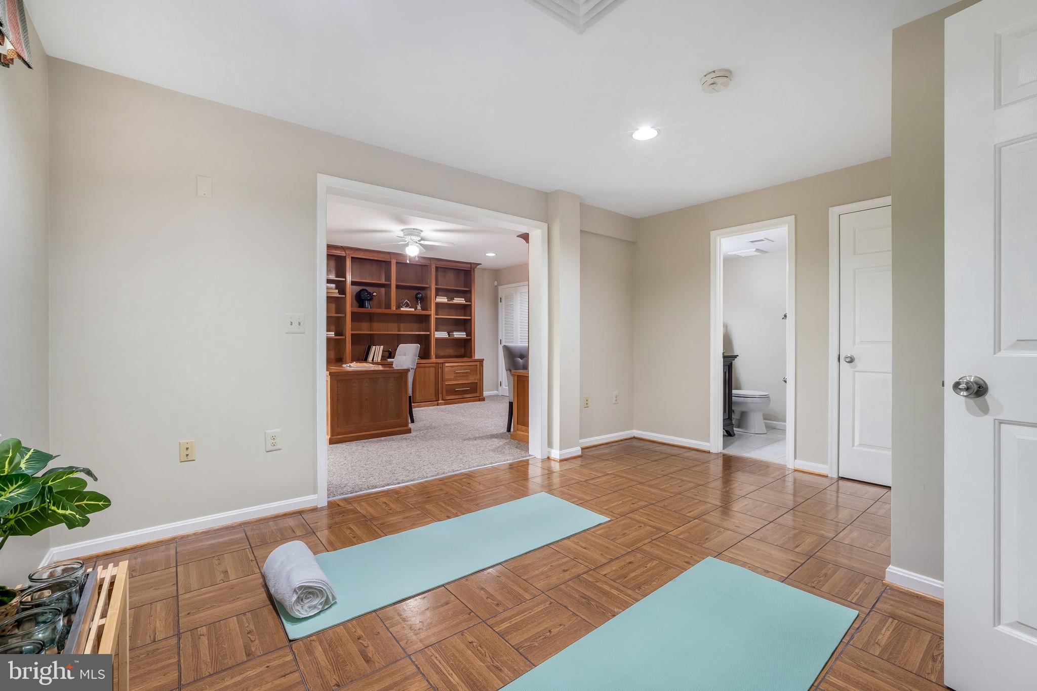 MARLBORO ESTATES - Residential
