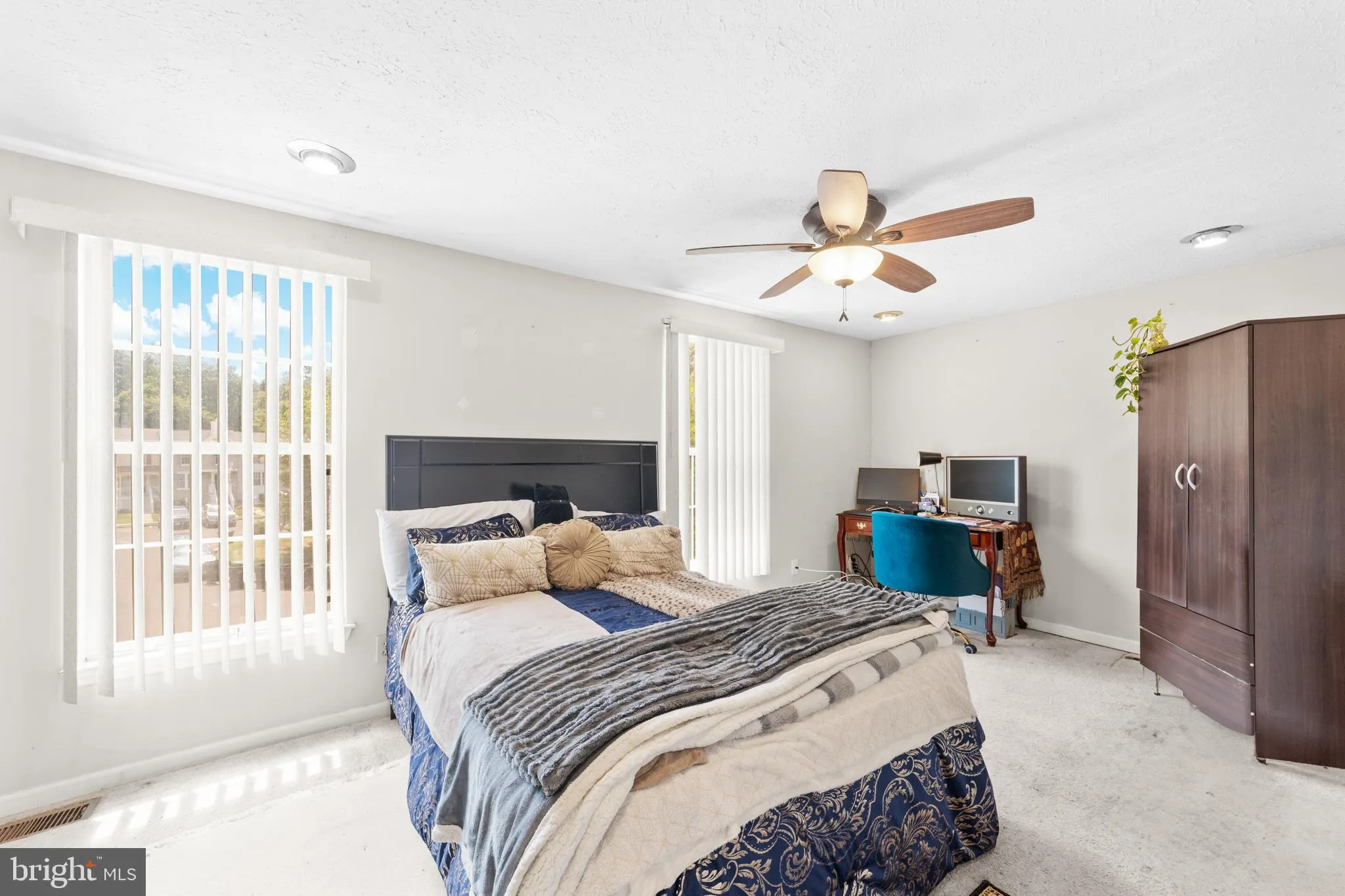 Sicklerville, New Jersey 08081, United States, 3 Bedrooms Bedrooms, ,2 BathroomsBathrooms,Residential,Active,180037