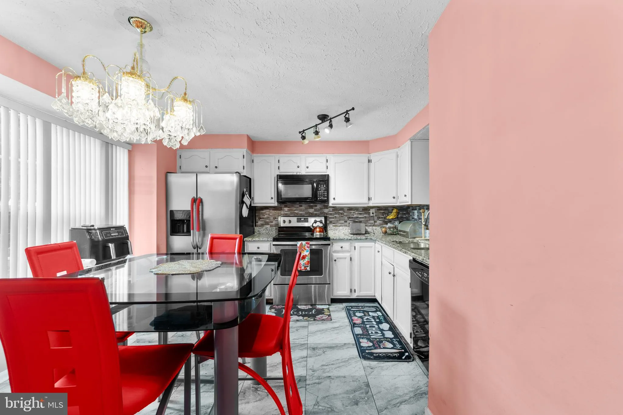 Sicklerville, New Jersey 08081, United States, 3 Bedrooms Bedrooms, ,2 BathroomsBathrooms,Residential,Active,180037