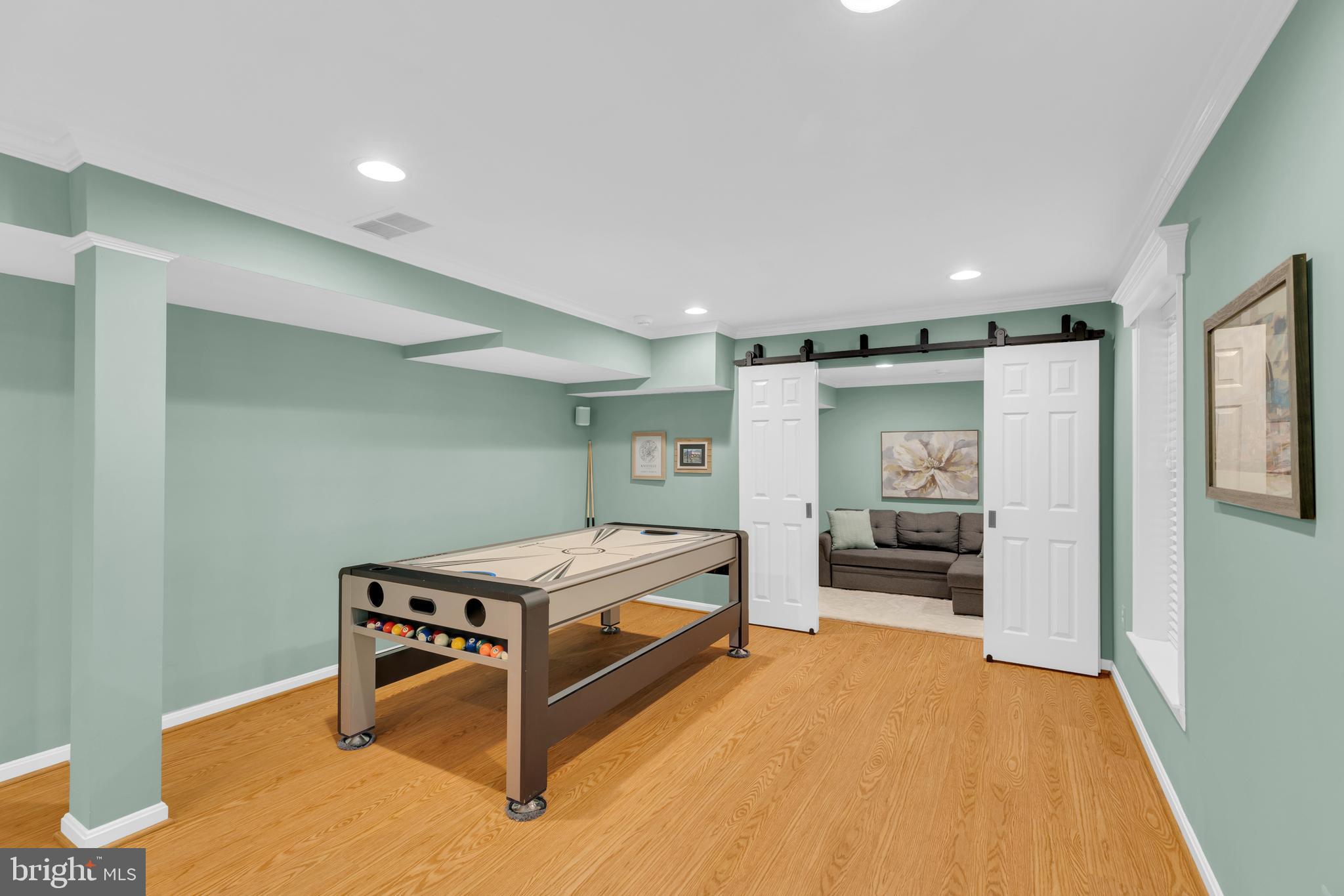 CROSSPOINTE - Residential