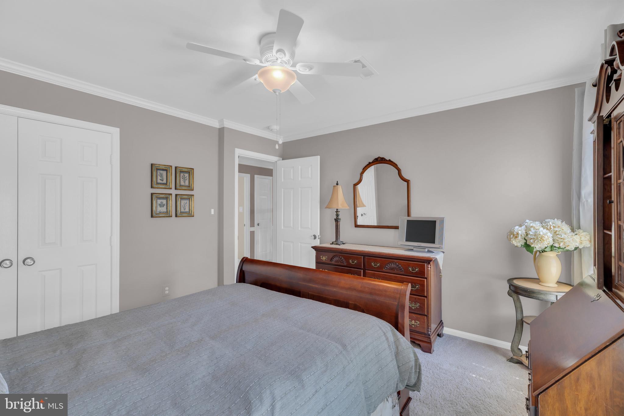CROSSPOINTE - Residential