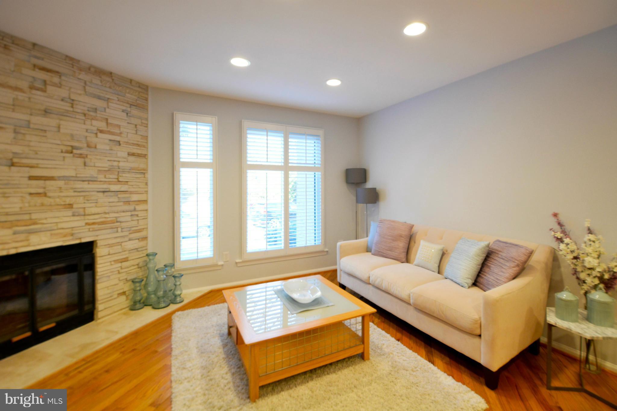 BURKE CENTRE - Residential Lease