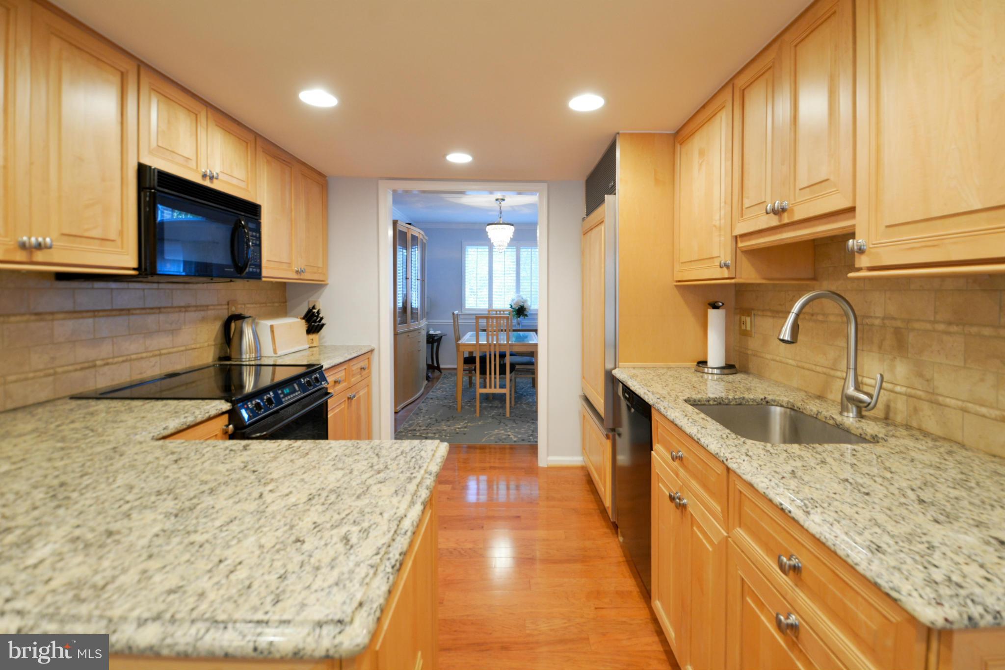 BURKE CENTRE - Residential Lease