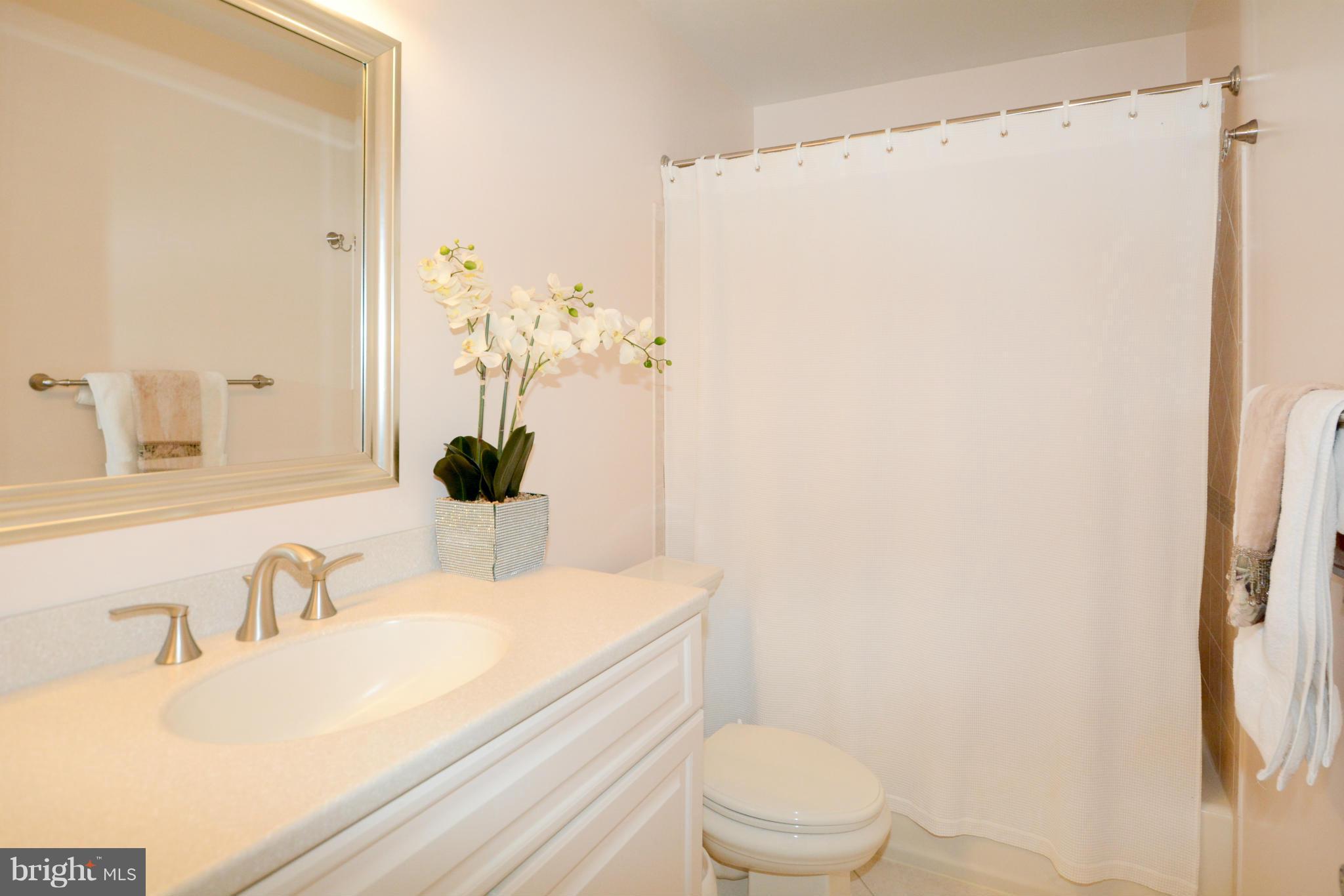 BURKE CENTRE - Residential Lease