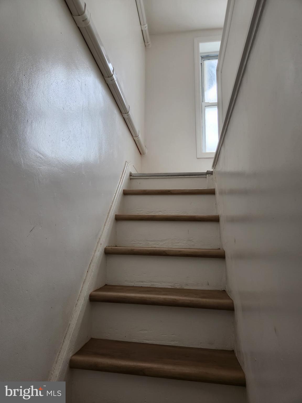 BELLA VISTA - Residential Lease