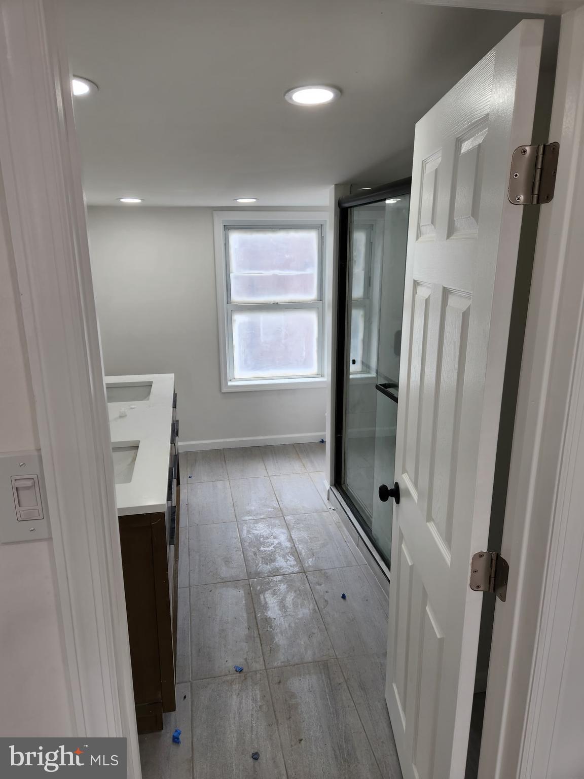 BELLA VISTA - Residential Lease