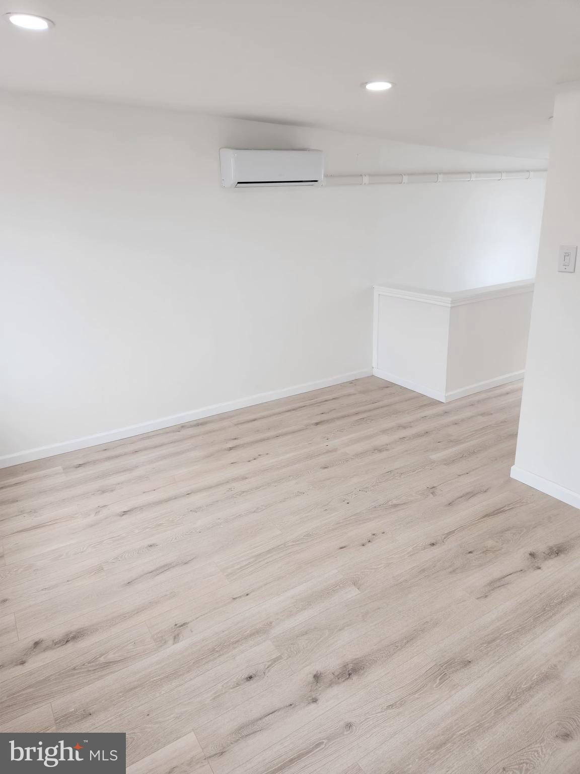 BELLA VISTA - Residential Lease