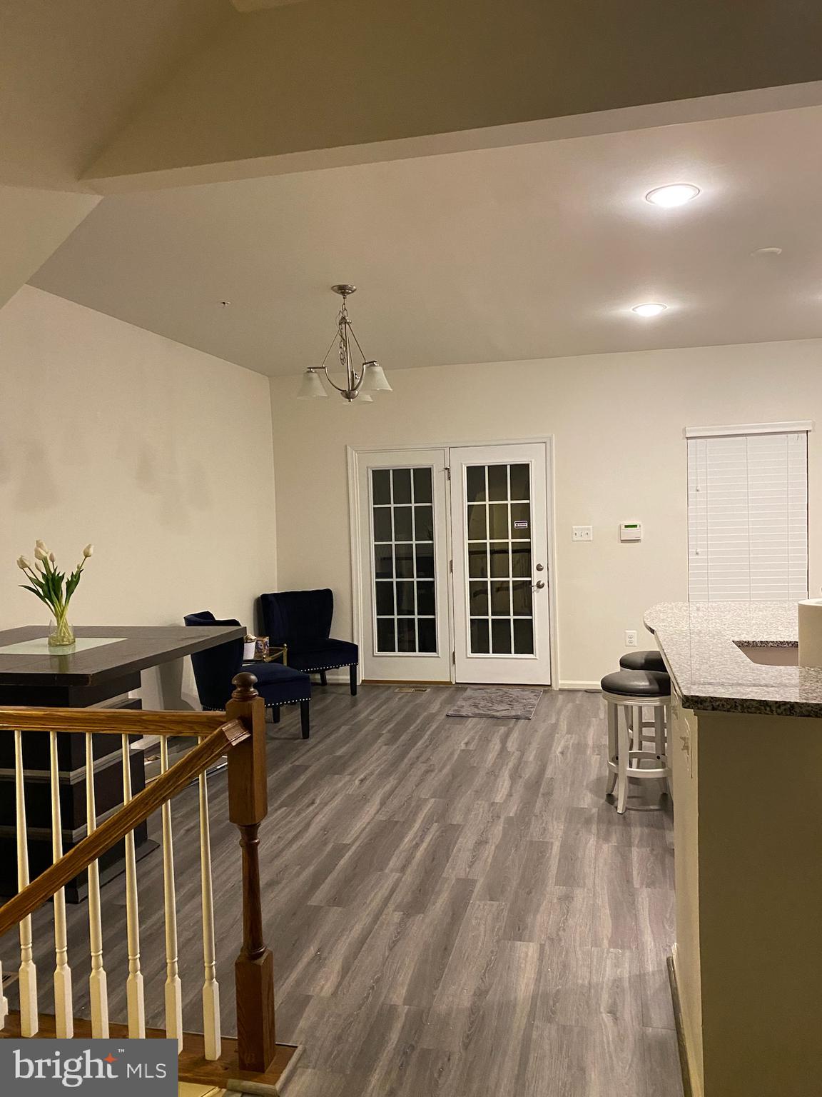 LANDSDALE - Residential