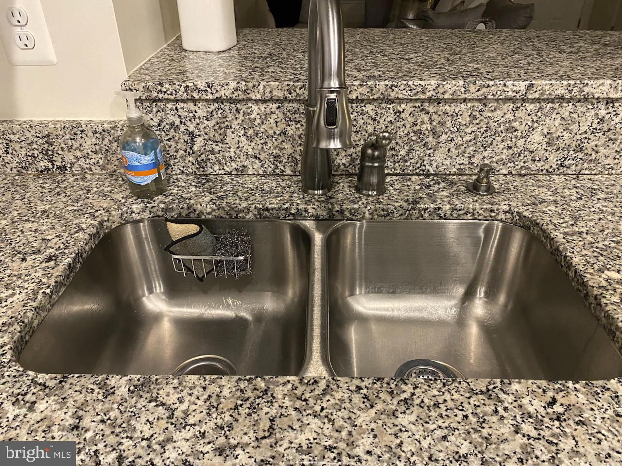 LANDSDALE - Residential