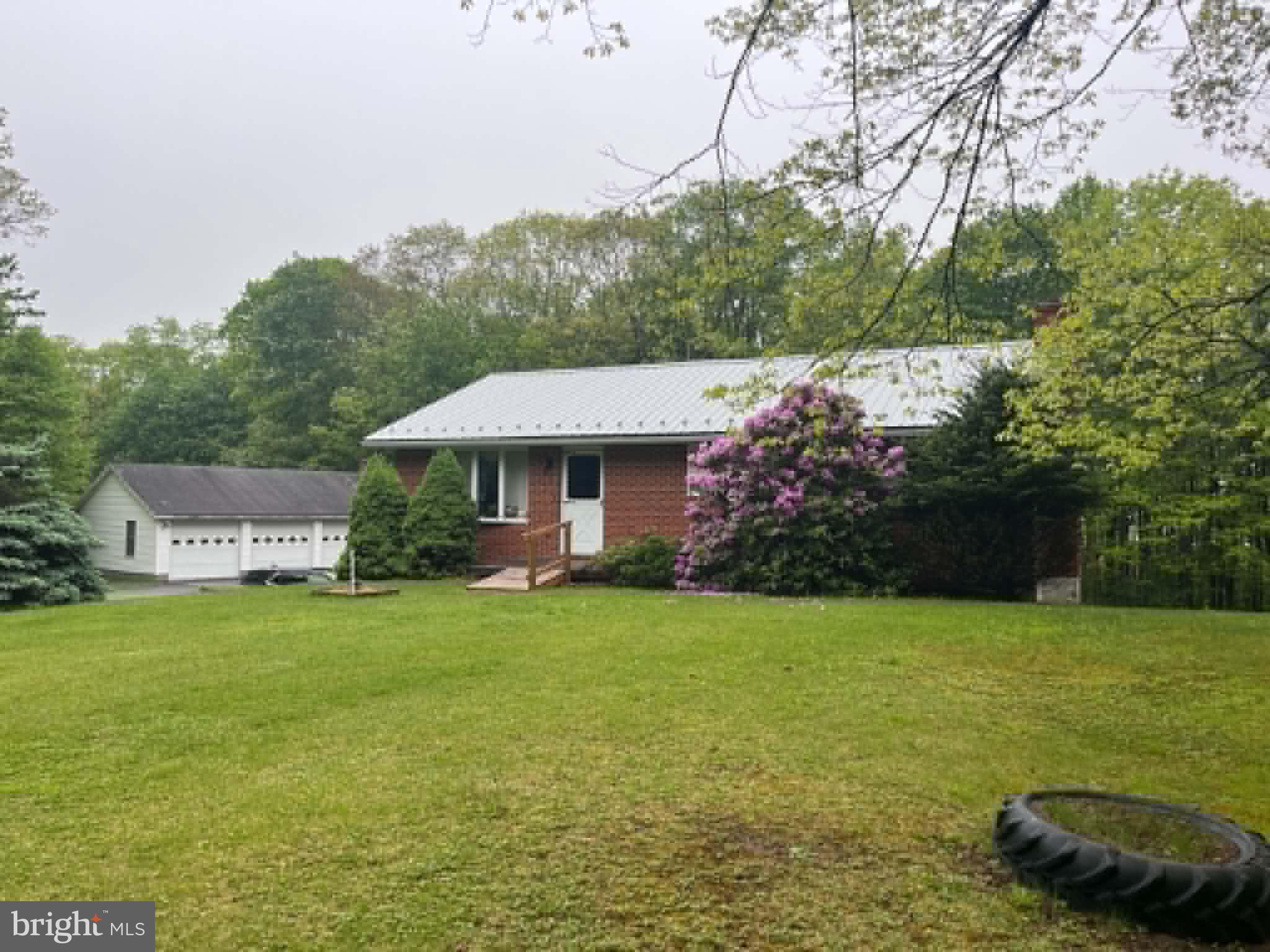 211 ROCKY MOUNTAIN DRIVE