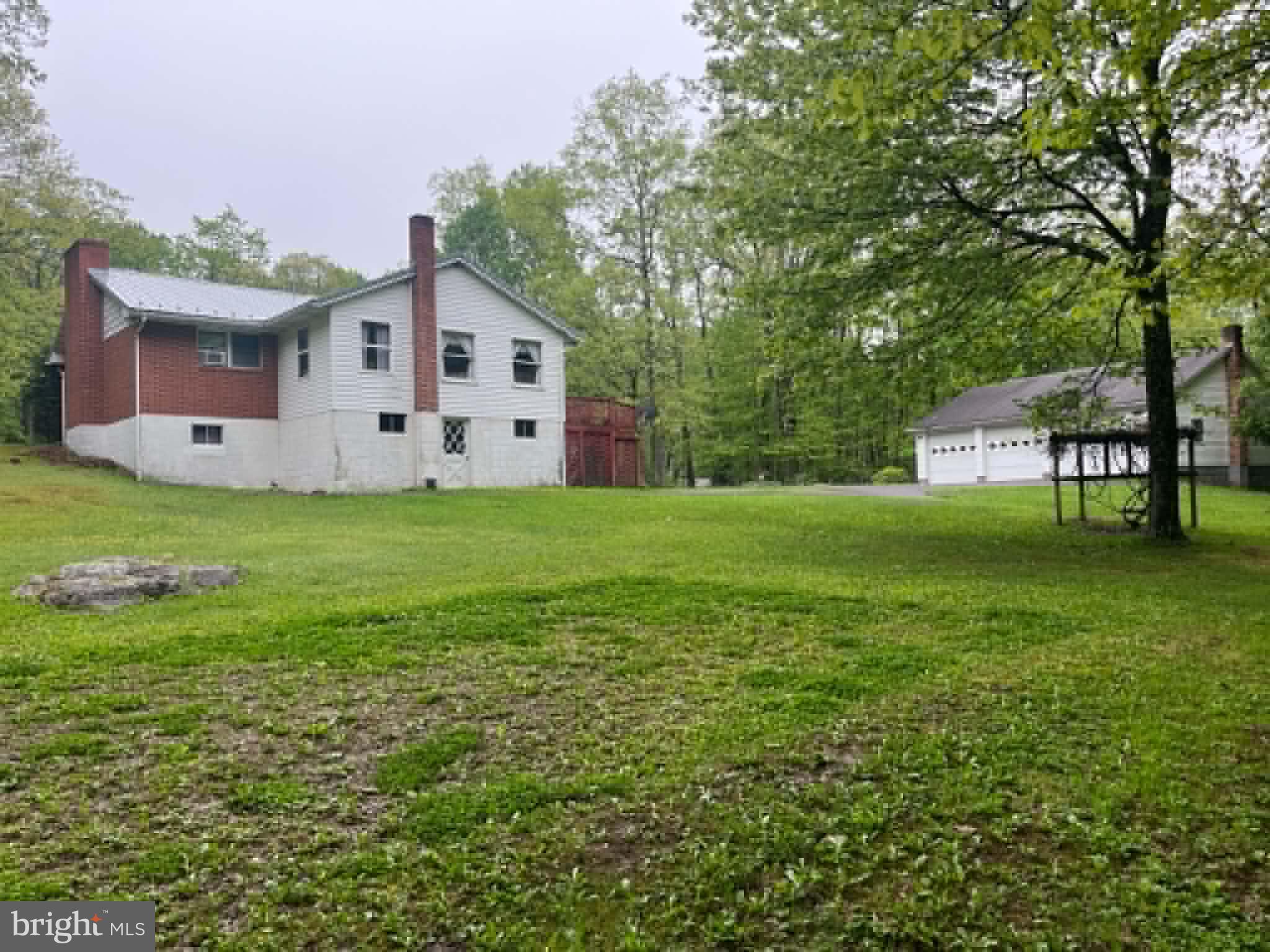 211 ROCKY MOUNTAIN DRIVE