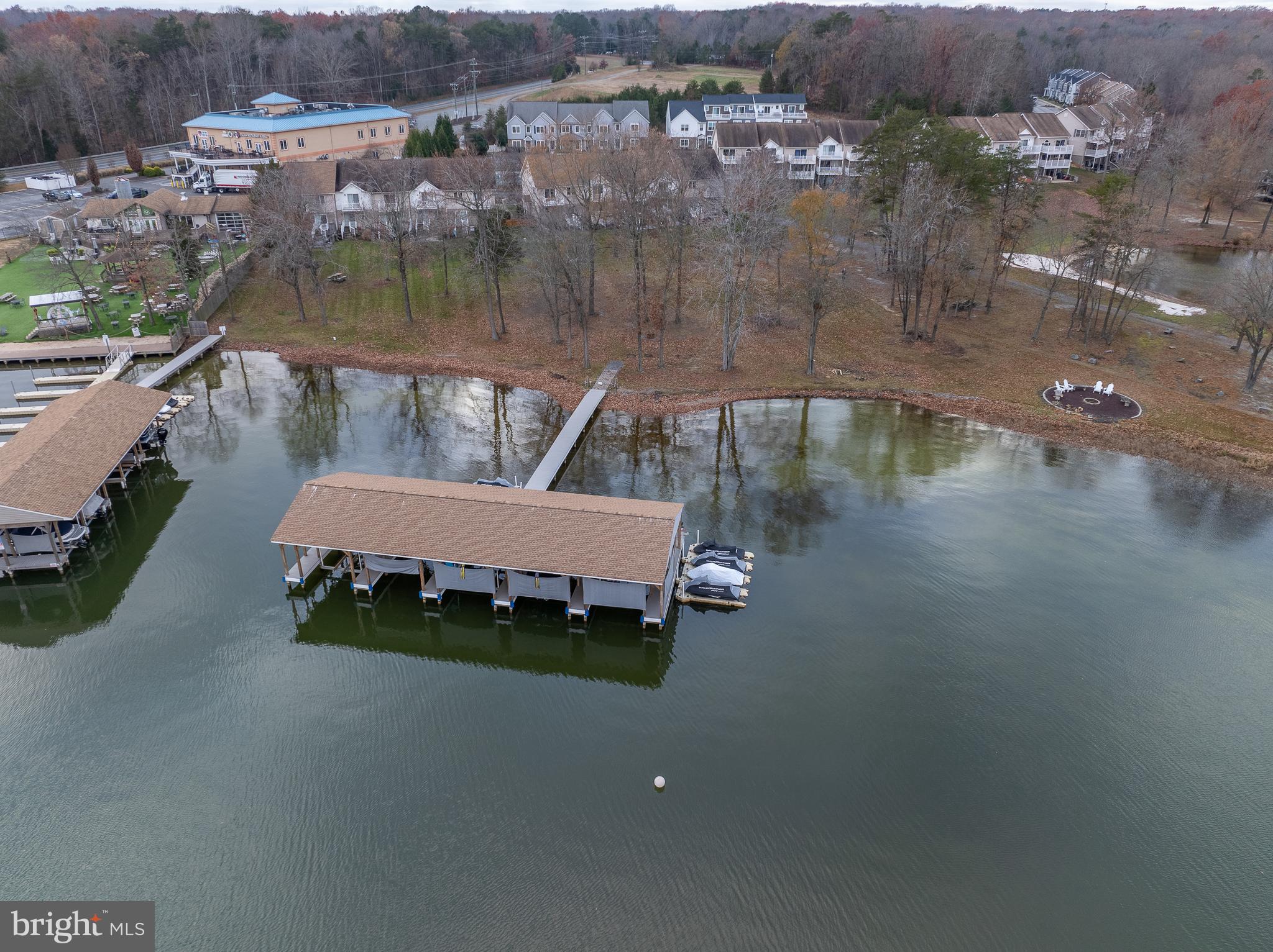 LAKE ANNA PLAZA - Residential