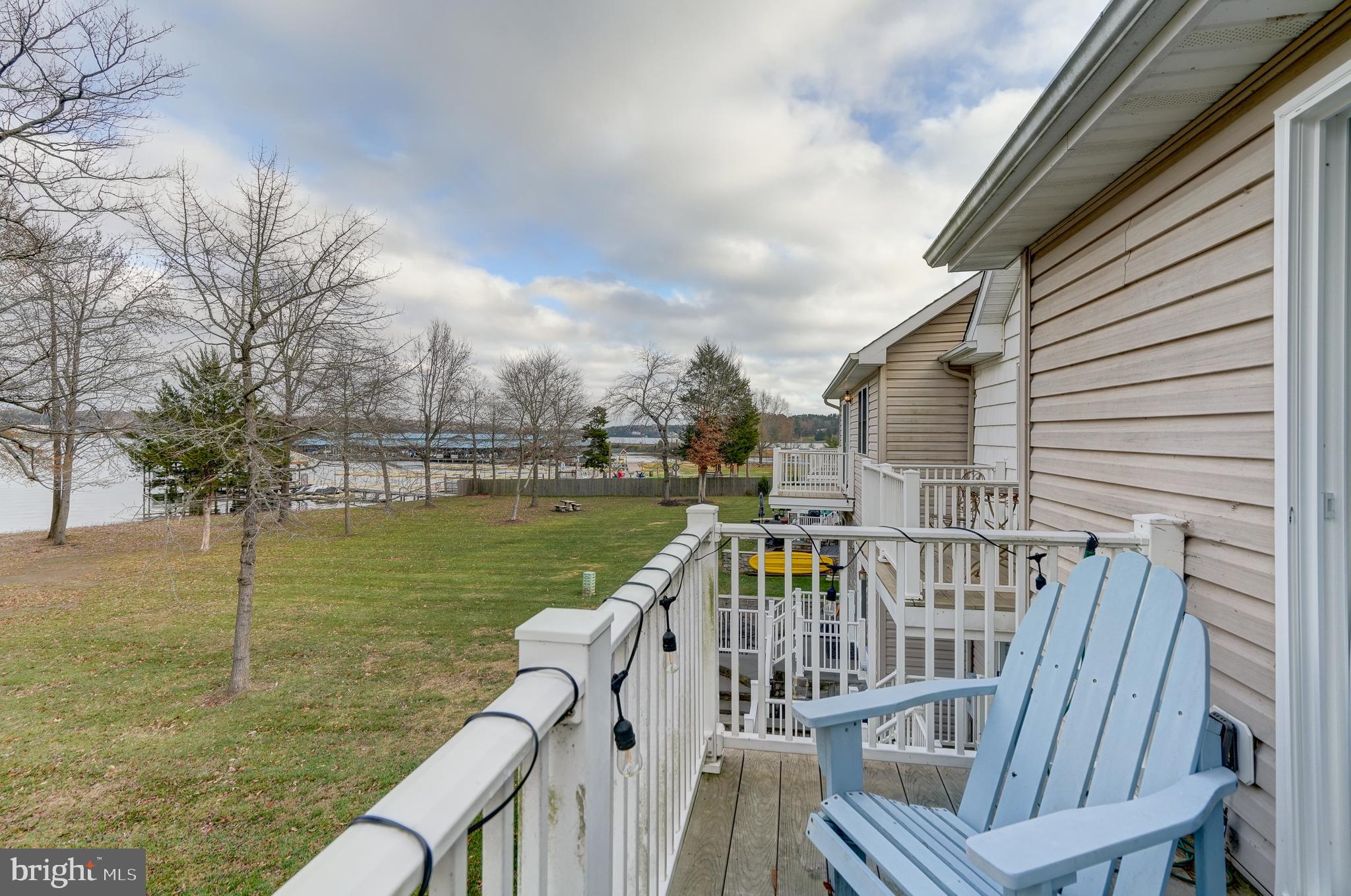 LAKE ANNA PLAZA - Residential