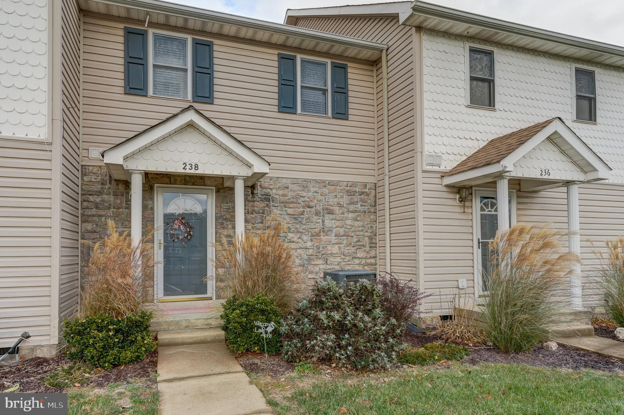 LAKE ANNA PLAZA - Residential