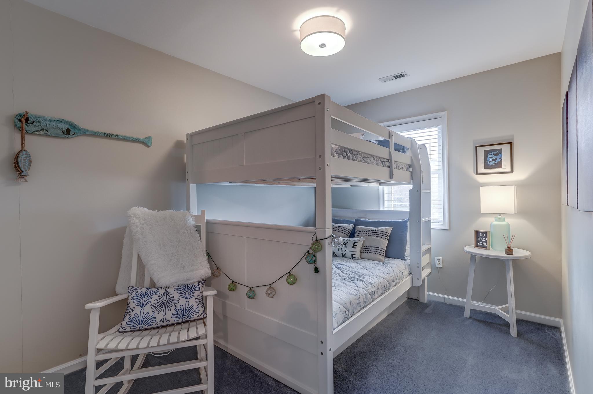 LAKE ANNA PLAZA - Residential