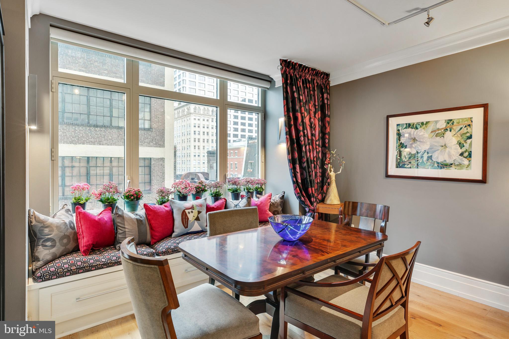 RITTENHOUSE SQUARE - Residential