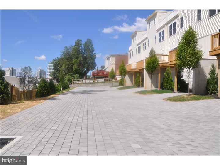 CONSHOHOCKEN - Residential