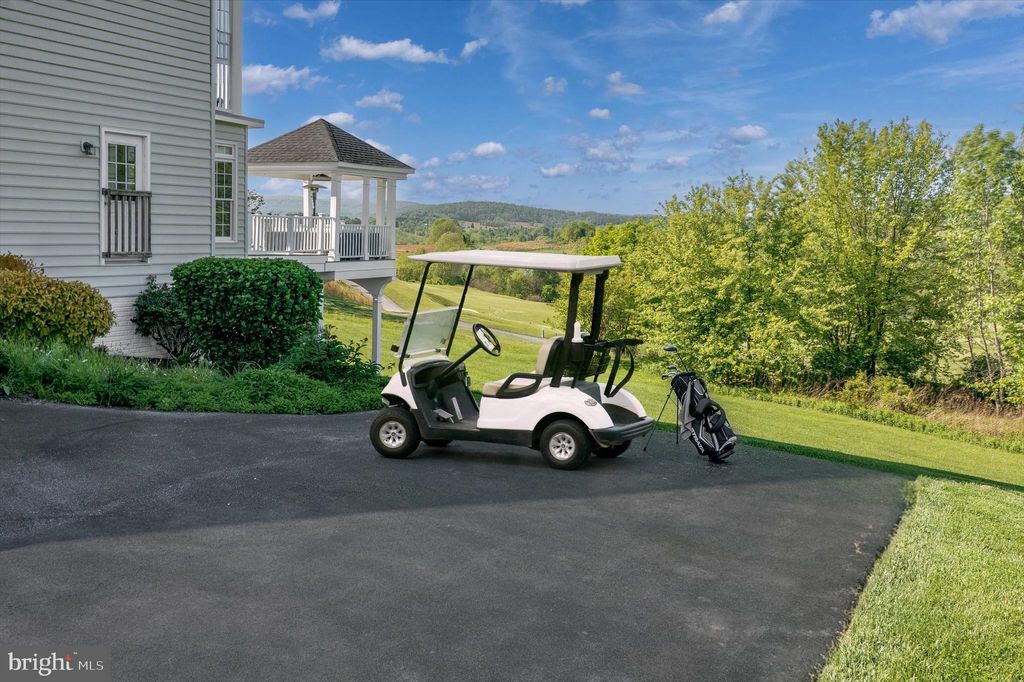 Photo of 4202 Maryland Court, MIDDLETOWN, MD 21769 (MLS # MDFR2072992)