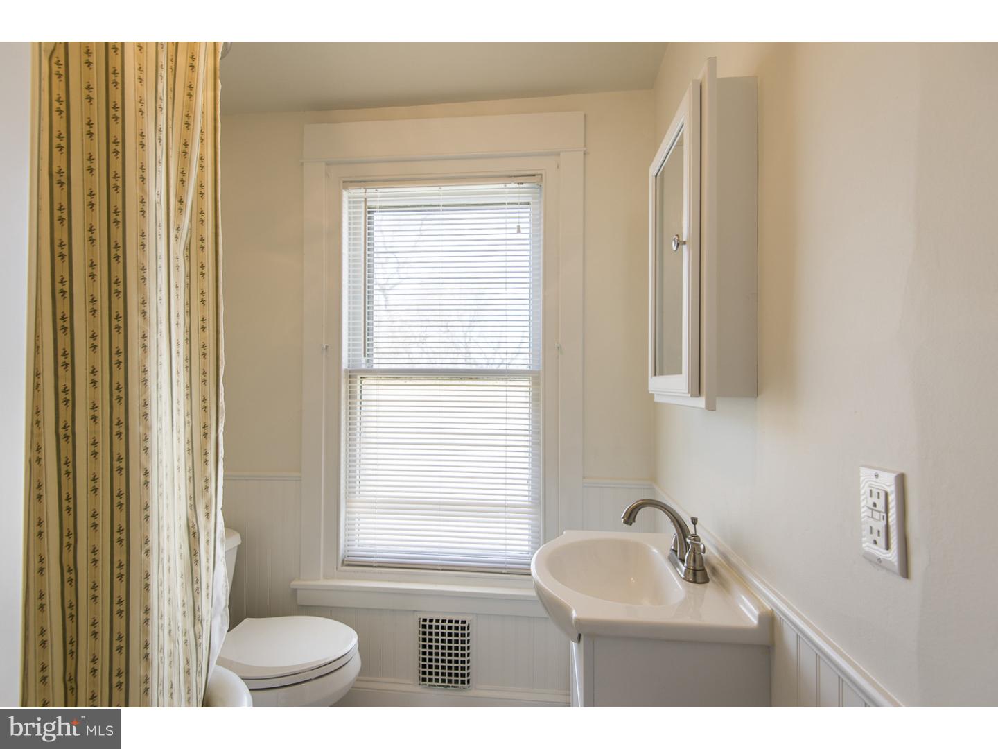 FLOURTOWN - Residential