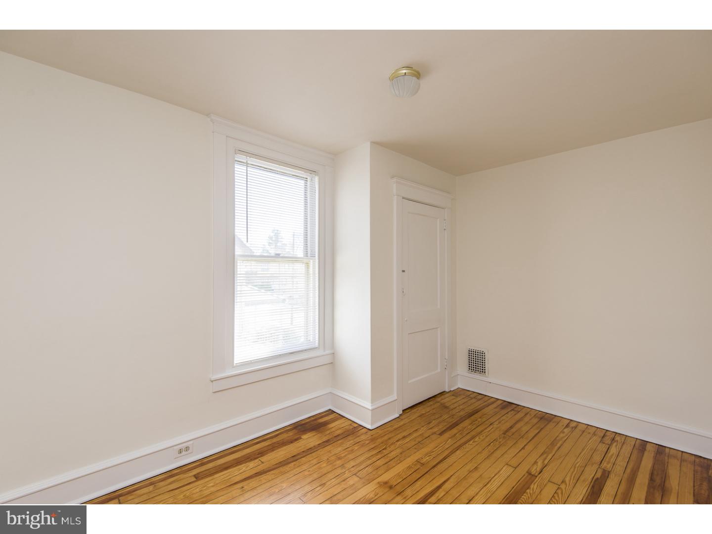 FLOURTOWN - Residential