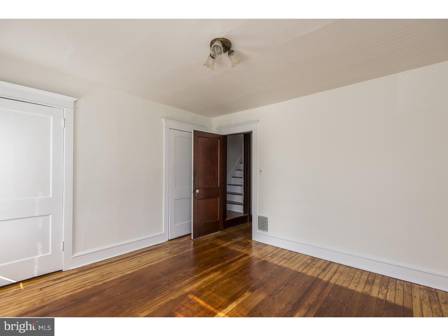 FLOURTOWN - Residential