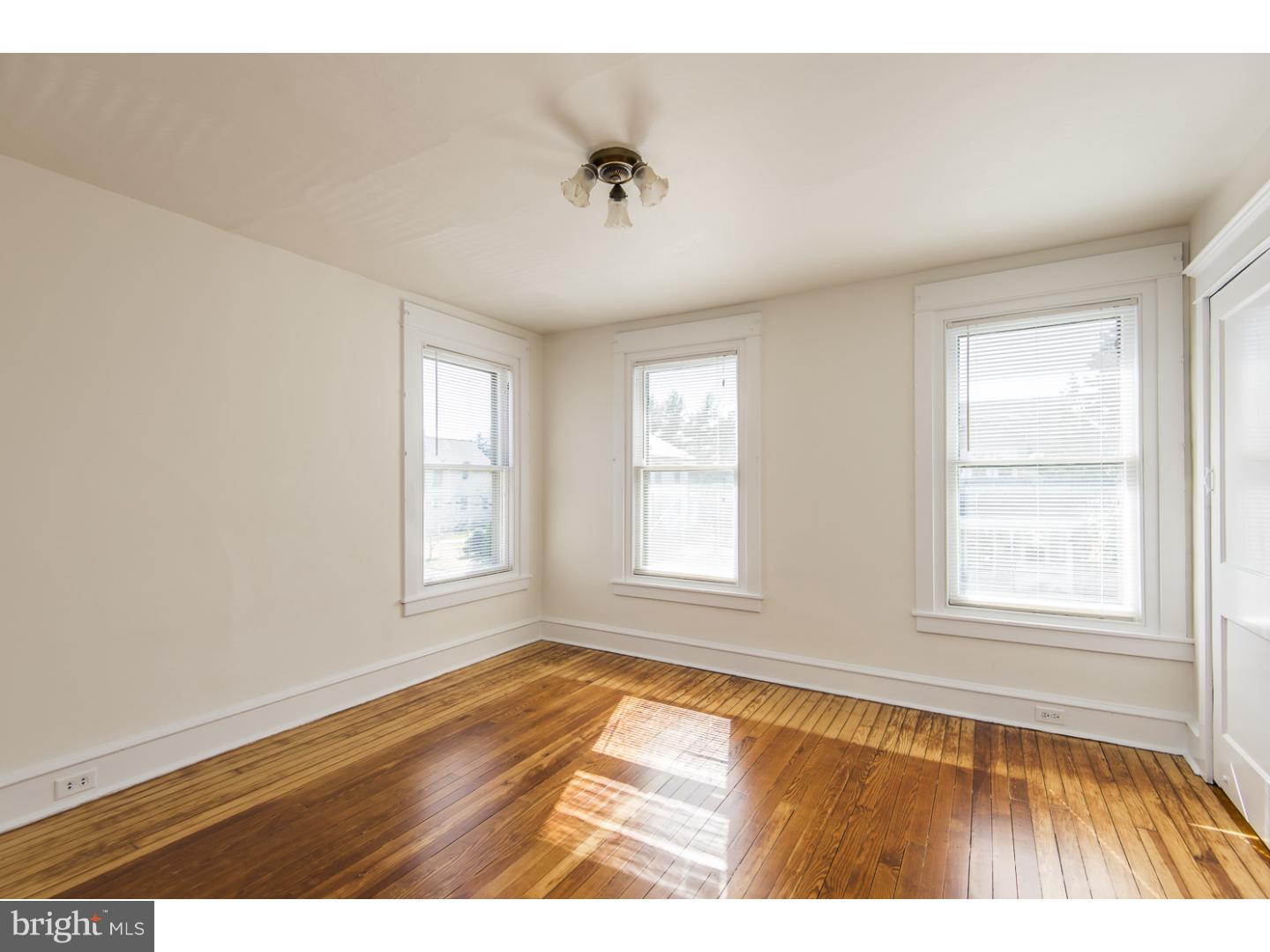 FLOURTOWN - Residential