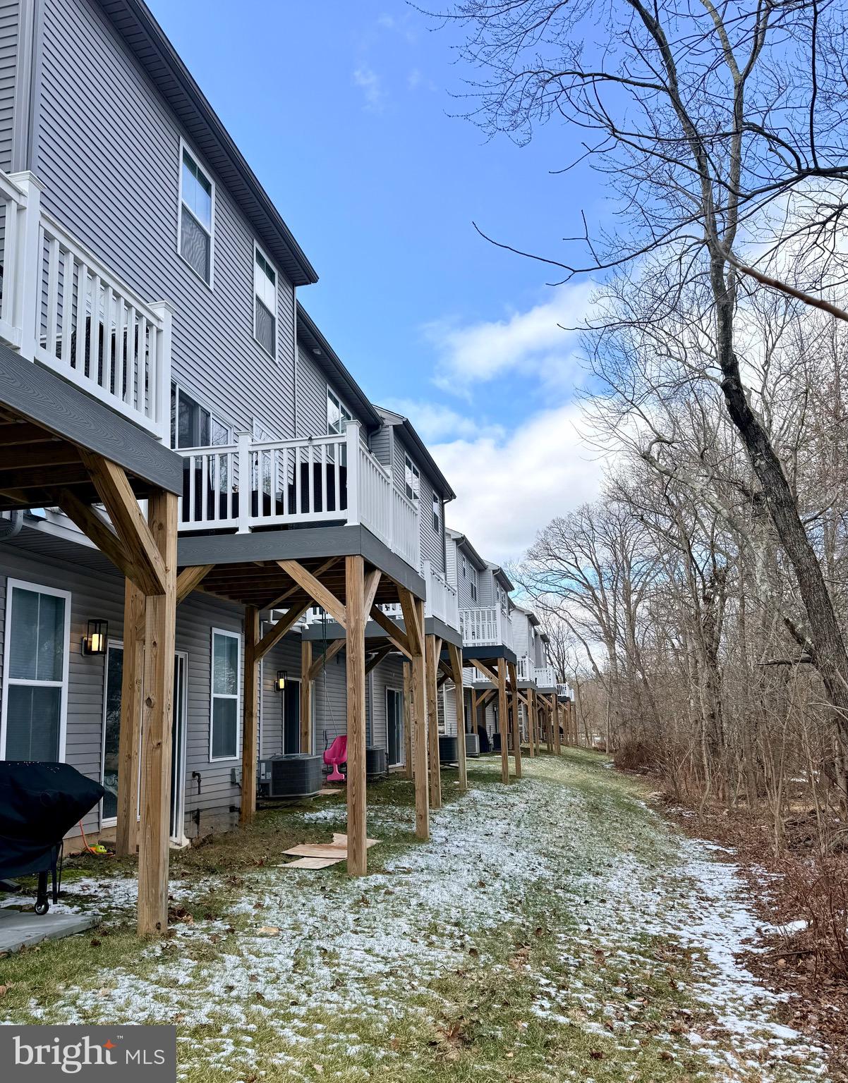 THE FIELDS AT CONSTITUTION SQUARE - Residential Lease