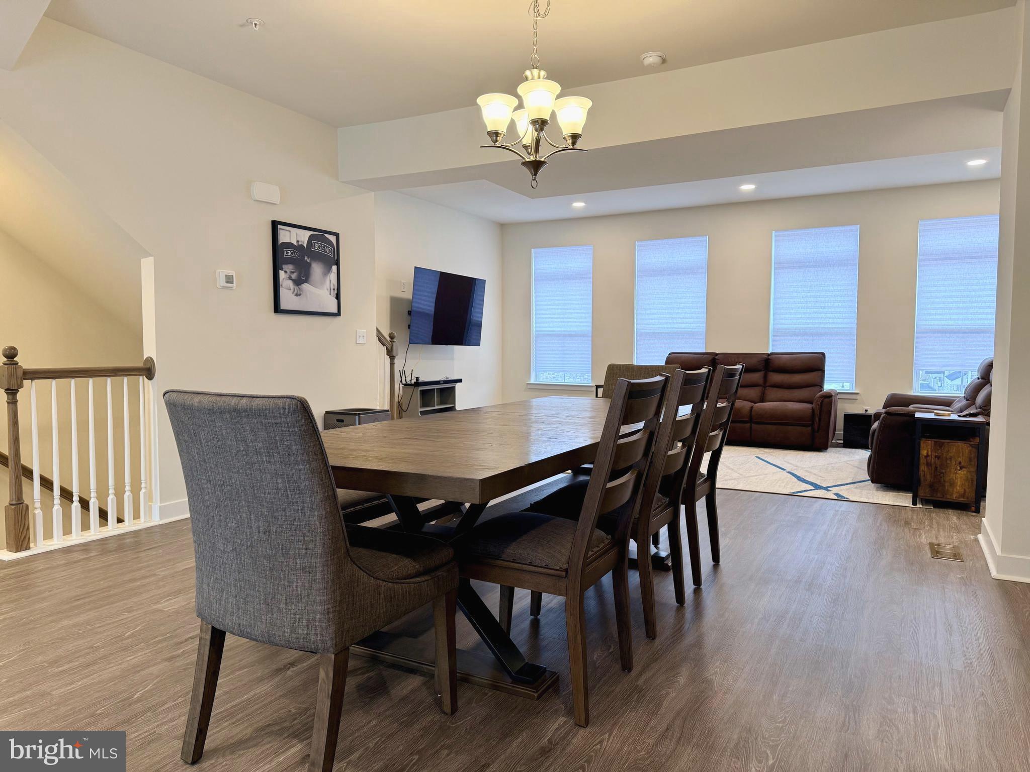 44 INDEPENDENCE COURT