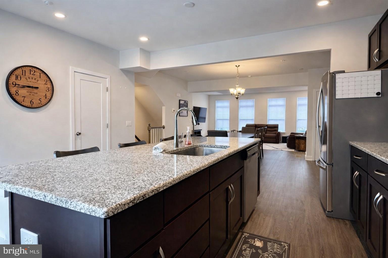 44 INDEPENDENCE COURT