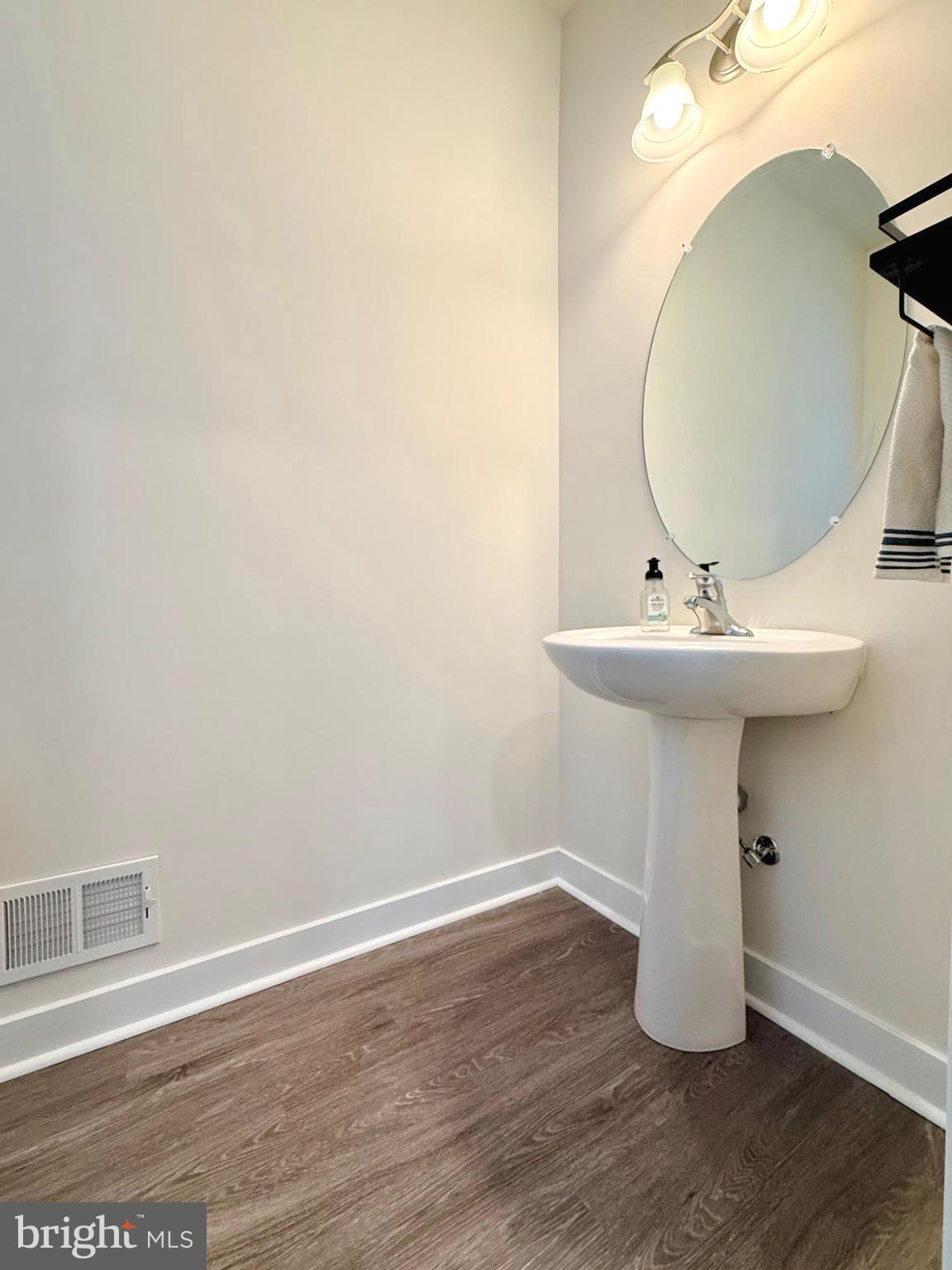 THE FIELDS AT CONSTITUTION SQUARE - Residential Lease