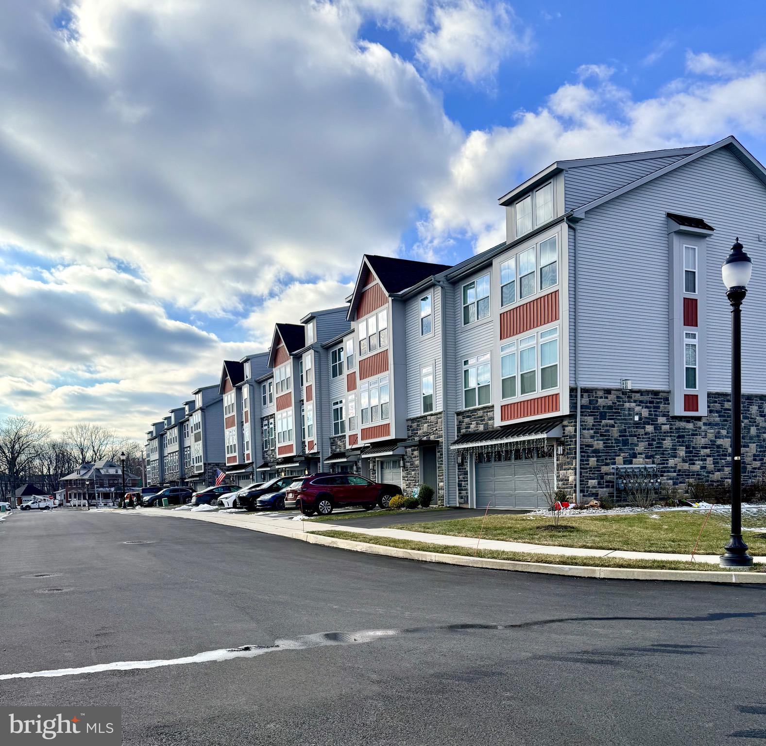 THE FIELDS AT CONSTITUTION SQUARE - Residential Lease