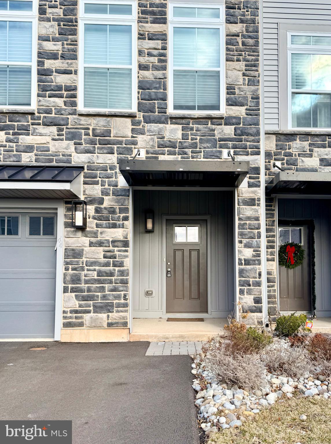 THE FIELDS AT CONSTITUTION SQUARE - Residential Lease