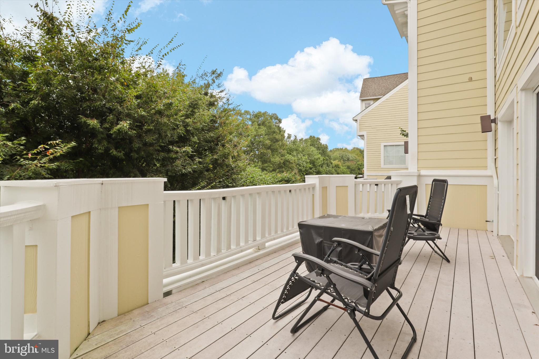 RESTON - Residential Lease