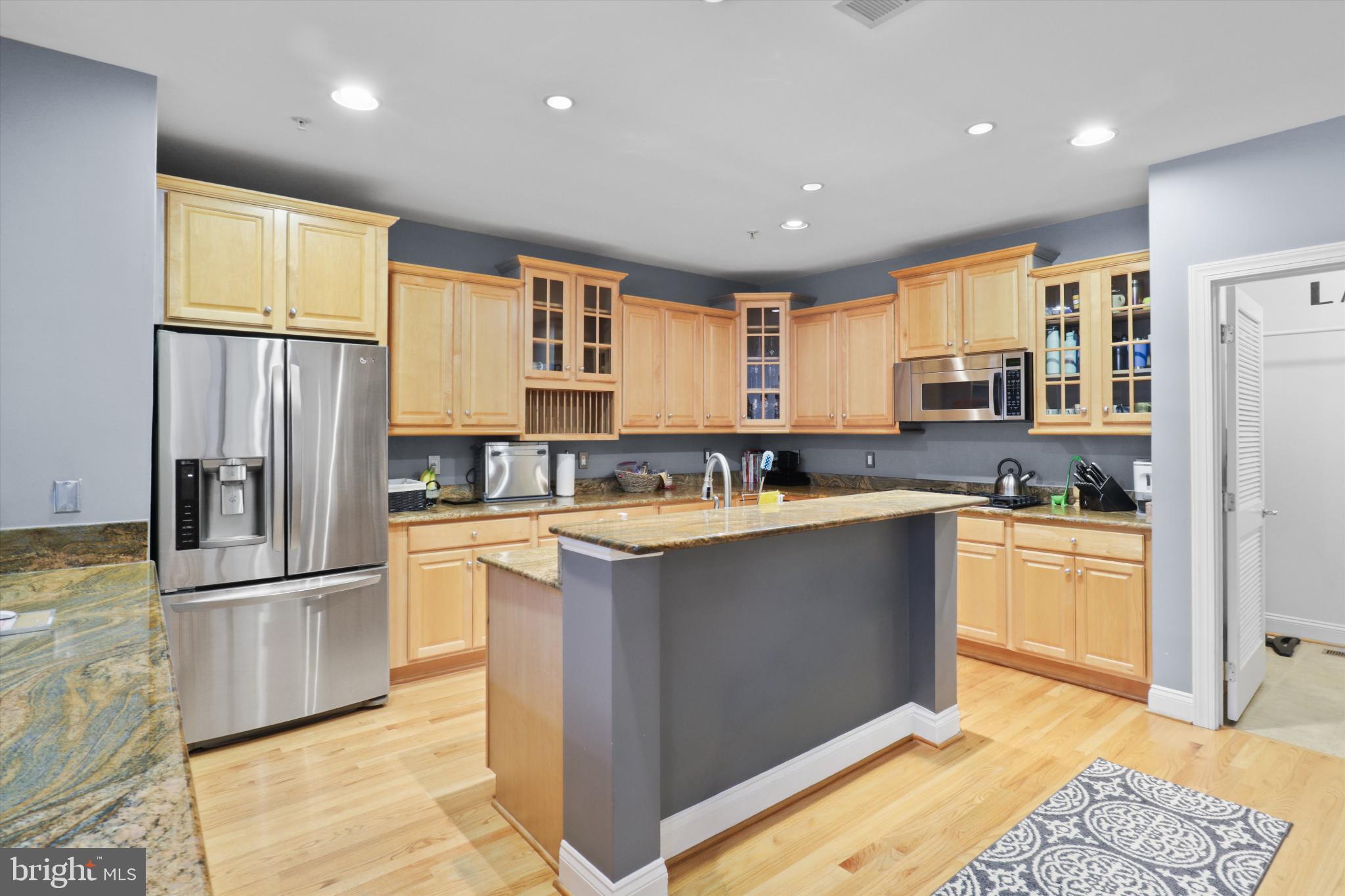 RESTON - Residential Lease