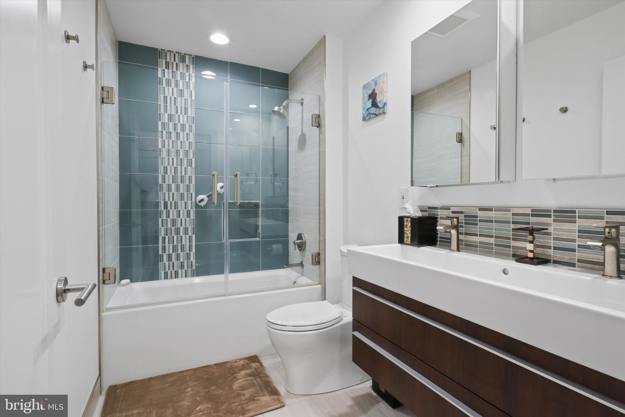 RESTON - Residential Lease