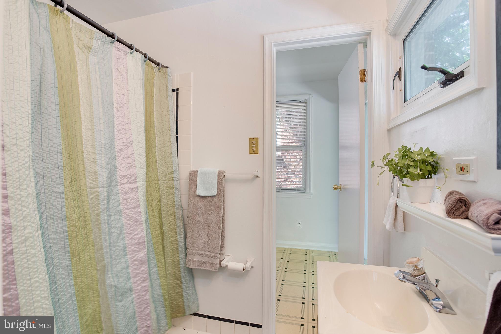 MERIDALE LITTLE FARMS - Residential