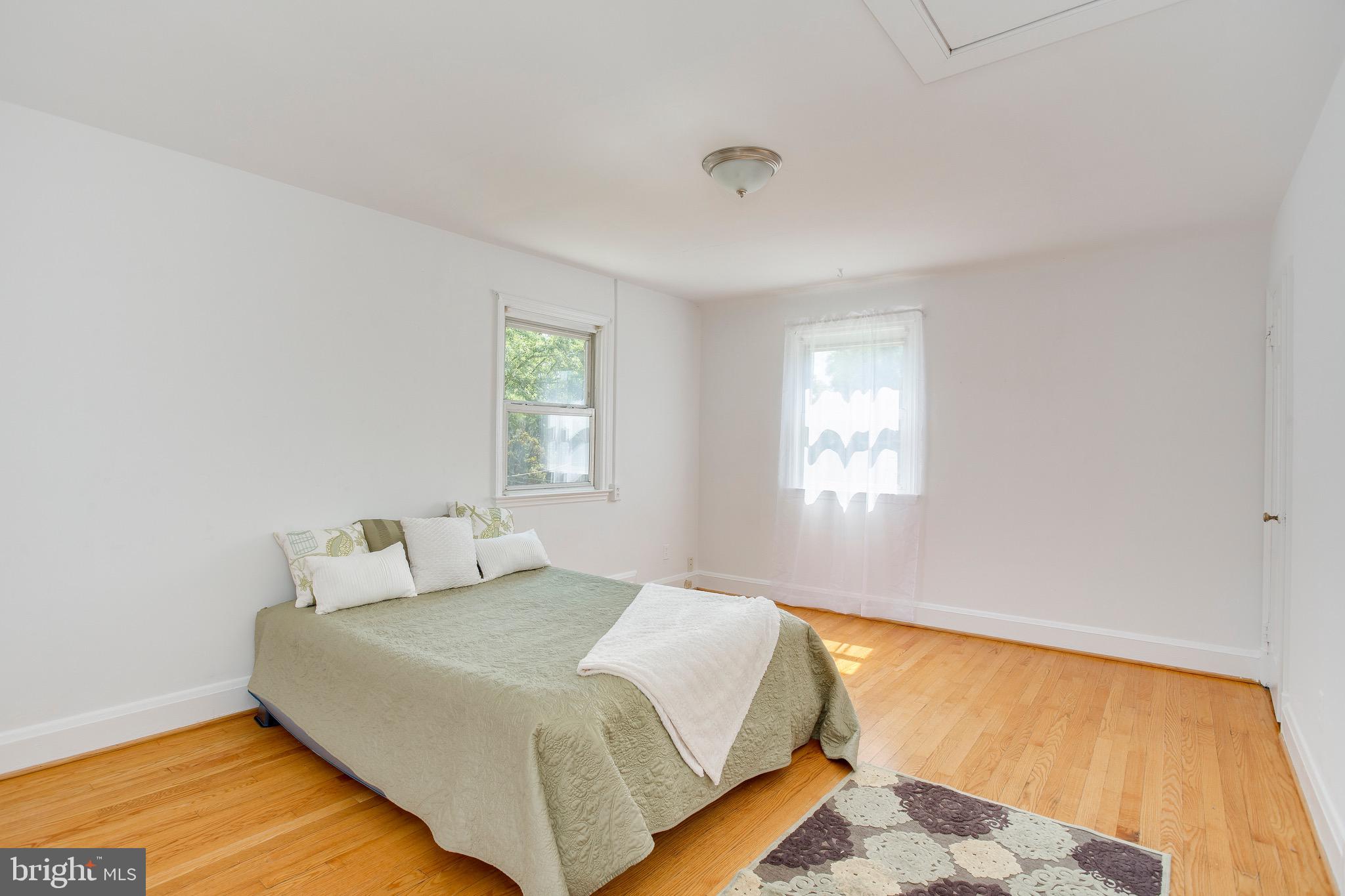 MERIDALE LITTLE FARMS - Residential