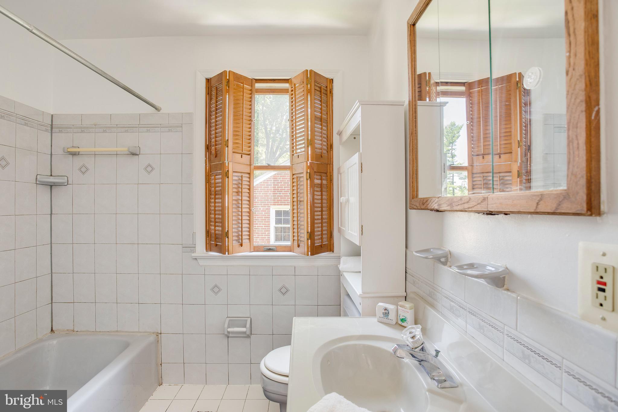 MERIDALE LITTLE FARMS - Residential