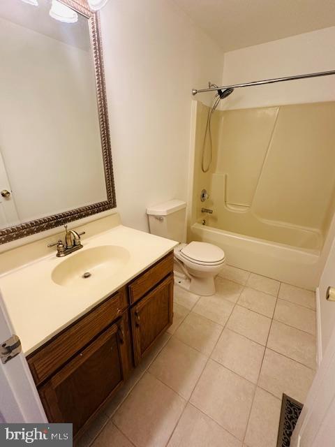 WHITTIER - Residential Lease