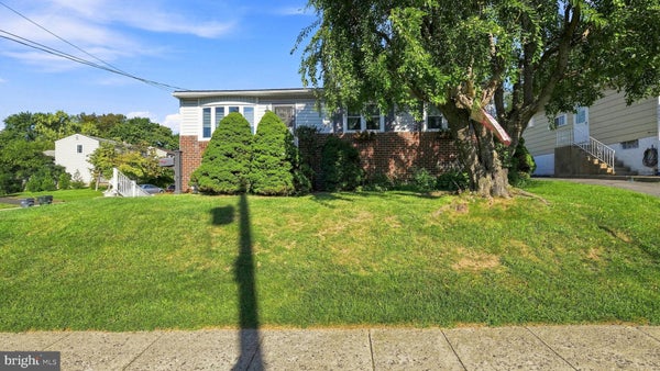 1224 BISHOP AVE, ABINGTON, PA 19001 - Image d1b96d4e430eec182d46fa577f8a5d98/2749625588