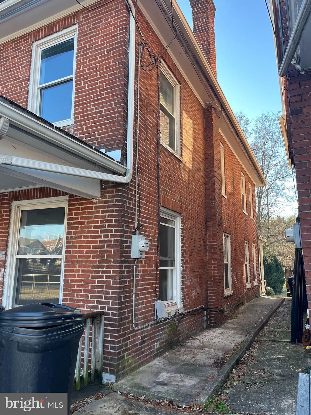 Photo of 40 N Poplar Street, Elizabethtown, PA 17022 (MLS # PALA2044782)