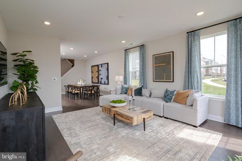 283 LEWIS FISHER DRIVE TITUSVILLE NJ 08560