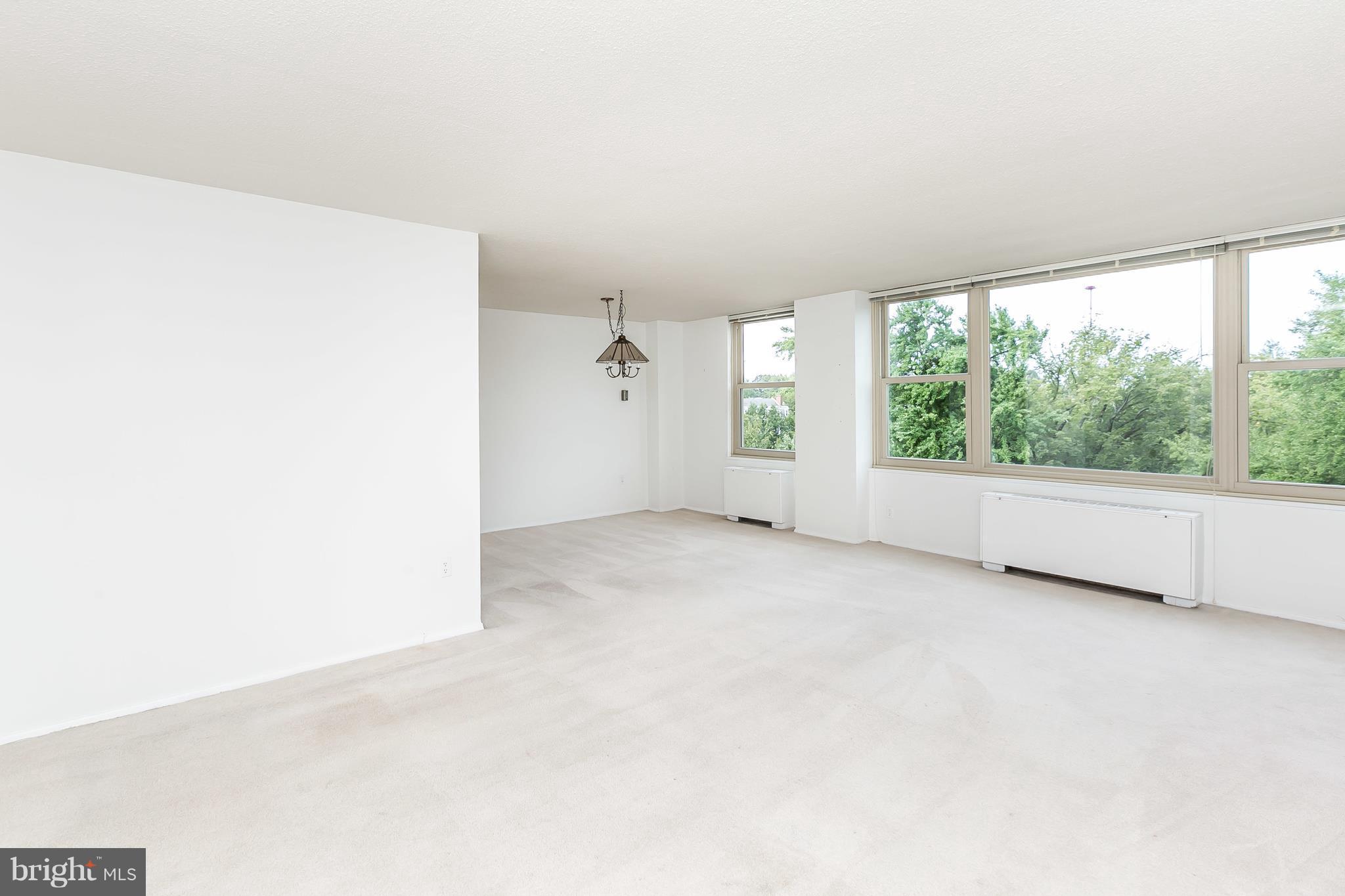 ROLAND PARK - Residential