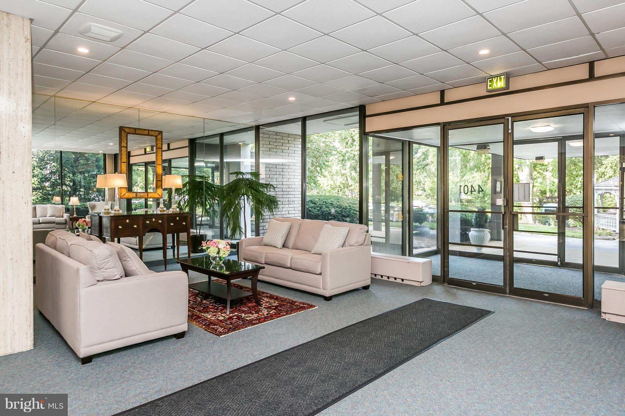 ROLAND PARK - Residential